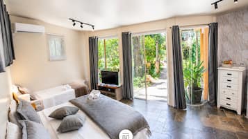 S9 - Boomerangue - Bollte Praia Boutique Pousada - Campeche | Egyptian cotton sheets, premium bedding, minibar, individually decorated