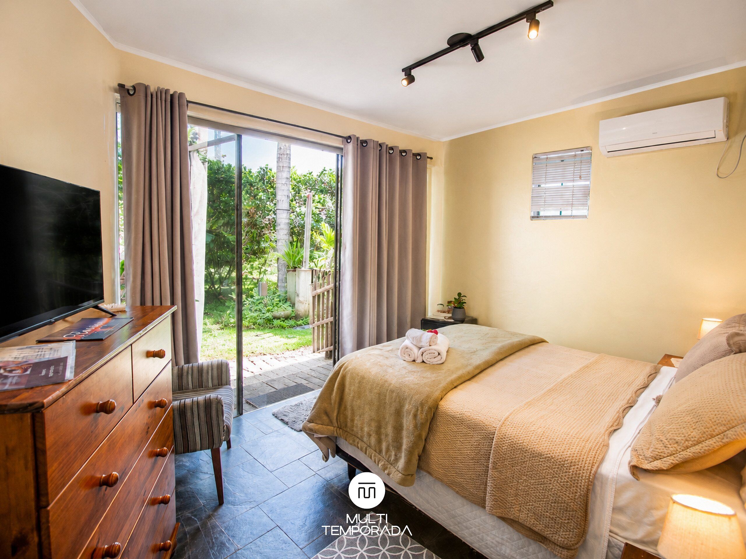 S10 - Suíte Praia do Saquinho - Bollte Praia Boutique Pousada - Campeche | 埃及棉床單、高級寢具、迷你吧、獨特裝潢
