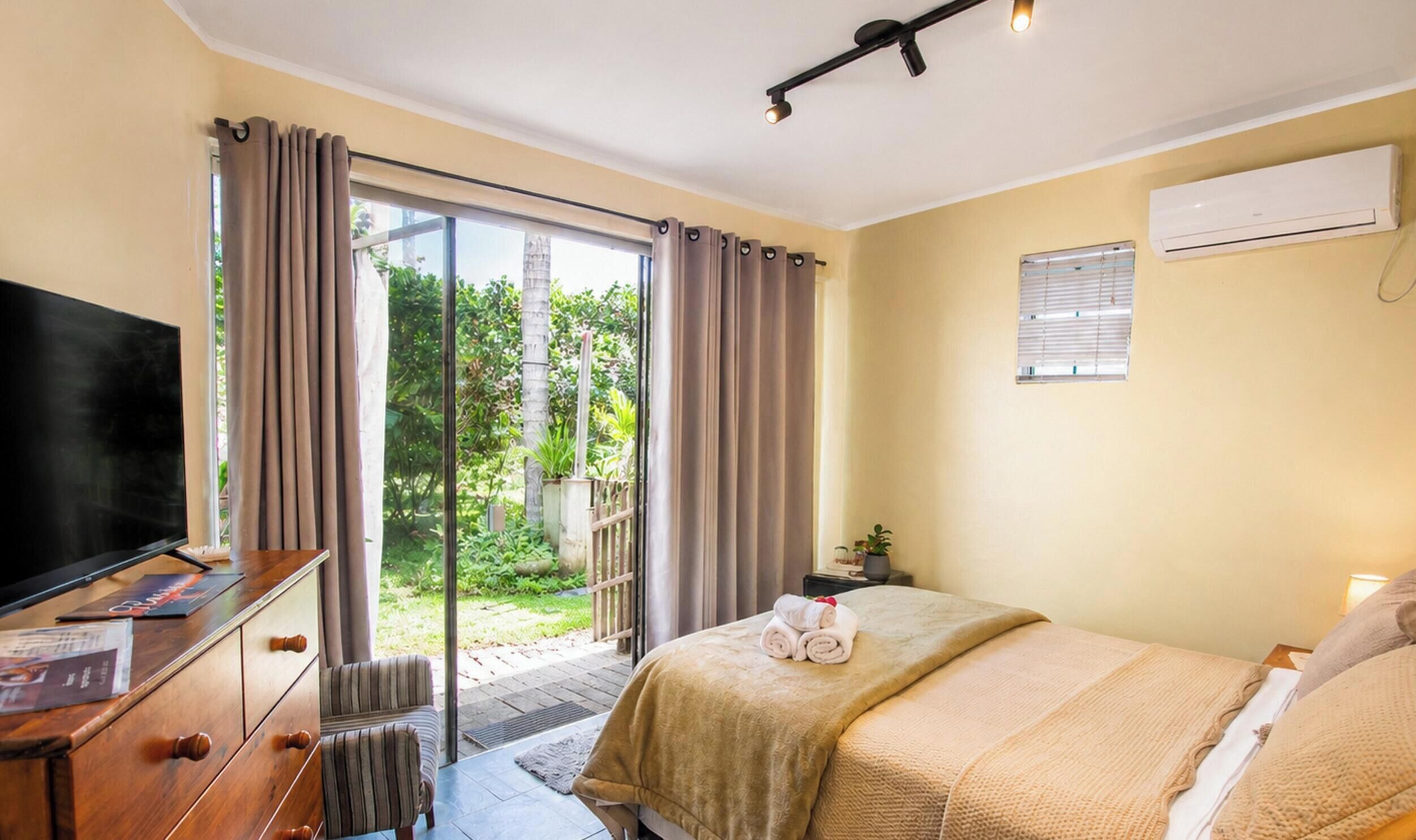 S10 - Suíte Praia do Saquinho - Bollte Praia Boutique Pousada - Campeche | Sábanas de algodón egipcio, ropa de cama de alta calidad y minibar 