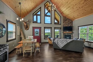 Interior - Skye Cottage at Hillside Hideaways-Private Getaway in the heart of Amish Country (Millersburg)