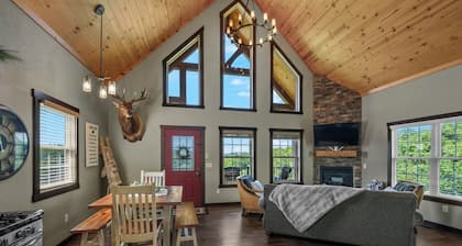 Skye Cottage at Hillside Hideaways-Private Getaway in the heart of Amish Country