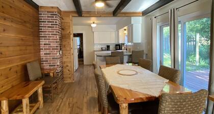 Historic Lake Roosevelt Home