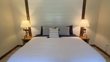 3 bedrooms, bed sheets