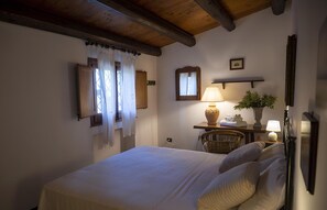 Villa, fumatori | 6 camere