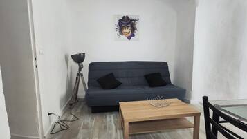 Télévision à écran plat