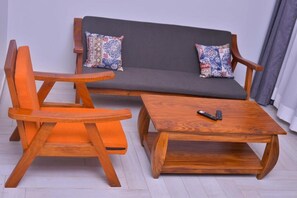 Living area - Katente Country Resort (Kyegegwa)