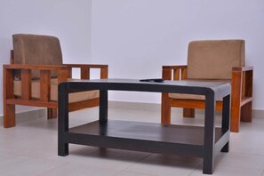 Dining - Katente Country Resort (Kyegegwa)