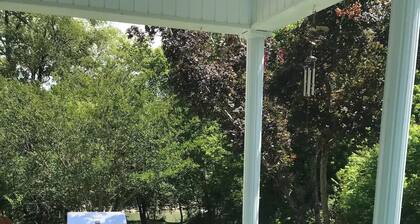 Sparta House on the Calfkiller River