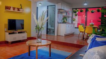 Deluxe Apartment | Living area