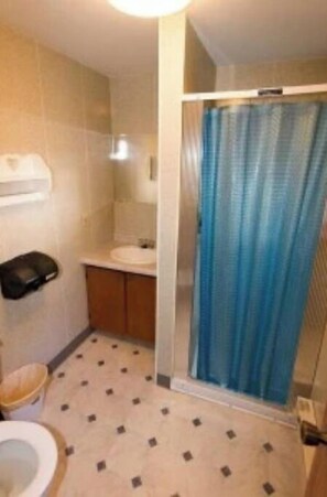 Bathroom - Shadey Acres Cabin 5 (Faribault)