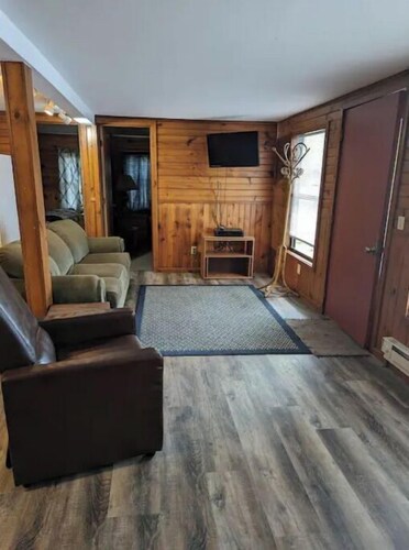 Shadey acres Cabin 9