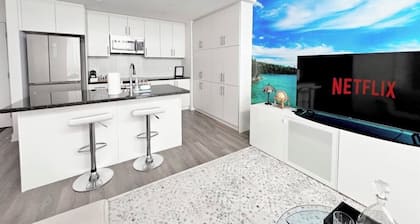 Chic Staycation Condo at FH