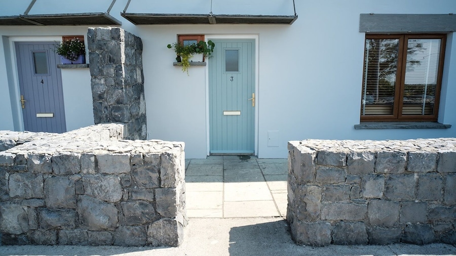 Hotel Doolin Houses