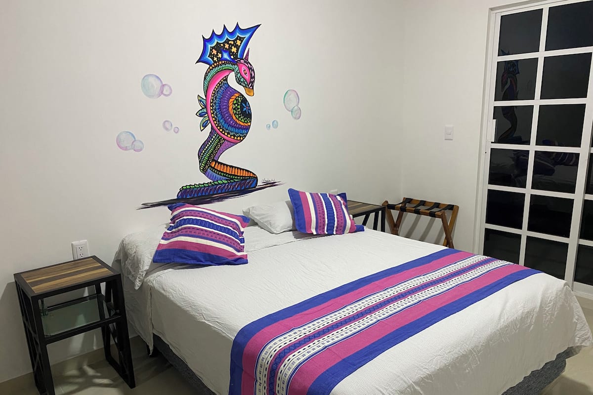 Quarto standard | 1 quarto, individualmente decorados, escrivaninha