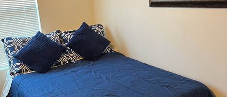 4 bedrooms, iron/ironing board, travel cot, free WiFi