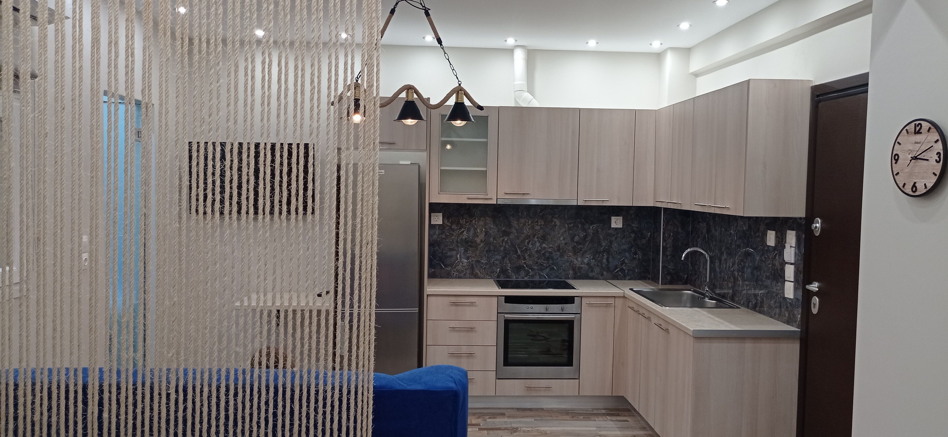 Luxury Studio Suite | Private kitchen | Coffee/tea maker, electric kettle