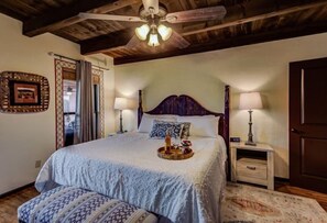 3 bedrooms, iron/ironing board, travel cot, free WiFi - Year Around Heated Pool, Mountain Views, Pets Ok (Las Cruces)