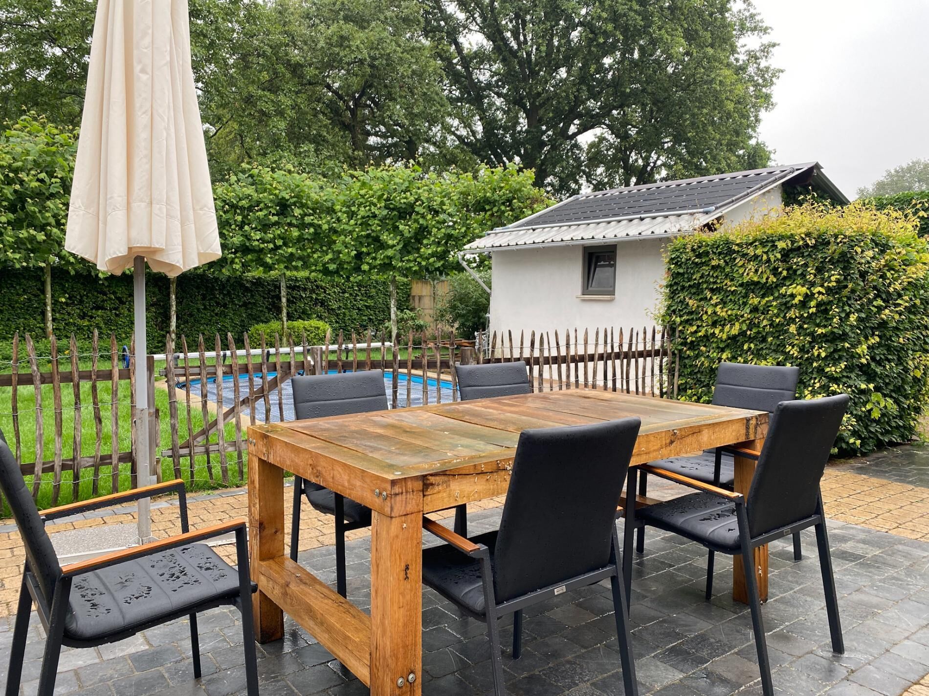 Buiten dineren