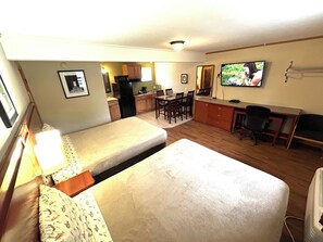 Lit avec matelas Ă plateau-coussin, rideaux dâobscurcissement