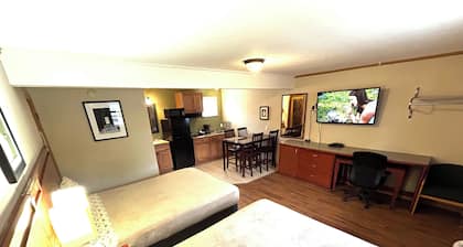 Hunter's Friend Resort