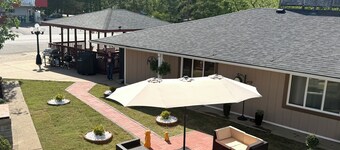 Hunter's Friend Resort