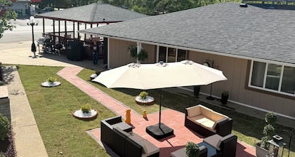 Hunter's Friend Resort