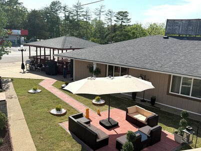 Hunter's Friend Resort