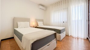 3 bedrooms, iron/ironing board, free WiFi, bed sheets - Loulé Sunny Retreat 3 by LovelyStay (Loule)