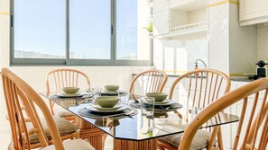 Dining - Loulé Sunny Retreat 3 by LovelyStay (Loule)