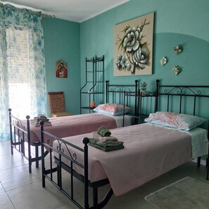 2 bedrooms, desk, iron/ironing board, travel crib