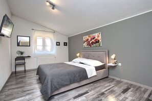 2 bedrooms, Internet