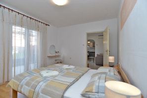 1 quarto, acesso à internet