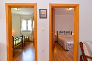 2 bedrooms, internet