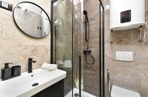 Bathtub