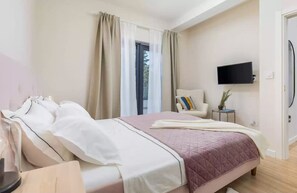 3 bedrooms, internet