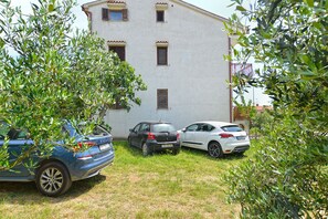 Stunning residence with a beautifully maintained garden.