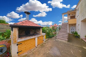 Terrace/patio - Apartment 2253/72605 (Istria - Galižana), 5000m from the beach (Galižana)