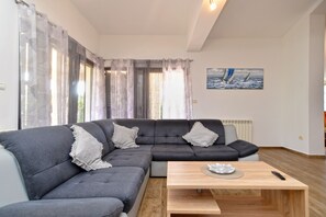 Fernseher