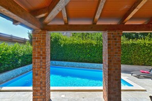 Pool - Villa 2274/75670 (Istria - Liznjan), 800m from the beach (Liznjan)
