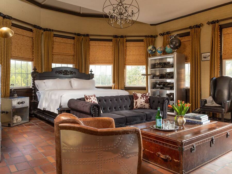 Frette Italian sheets, premium bedding, down duvets