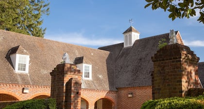 The Inn at Tacaro Estate