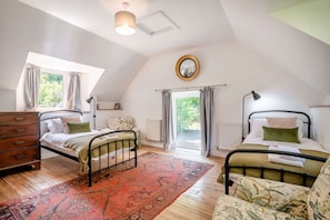 3 bedrooms, iron/ironing board, travel cot, WiFi
