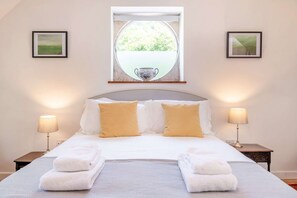 3 soverom, strykejern/-brett, reiseseng for barn og wi-fi