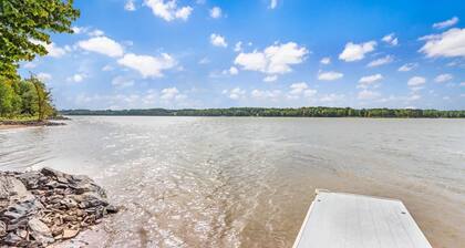 Skipping Rock Retreat, Mosinee WI
Completely updated lakefront get-away.