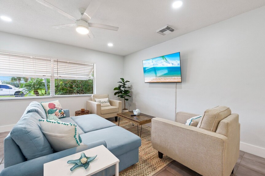 Mango Tree By The Sea, Hutchinson Island - Bungalow B! - Fort Pierce, FL