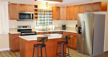 Cozy House in Belfield