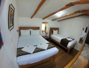 2 bedrooms, free WiFi, bed sheets - Cholita's Apartment Centro (Cusco)