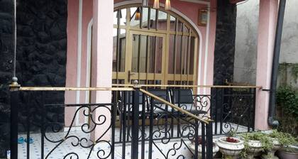 A Clean,Neat and Comfortable Villa Located near Sansusi