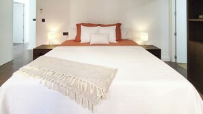 3 عدّة غرف نوم ومكواة/لوح كي وواي فاي مجانًا