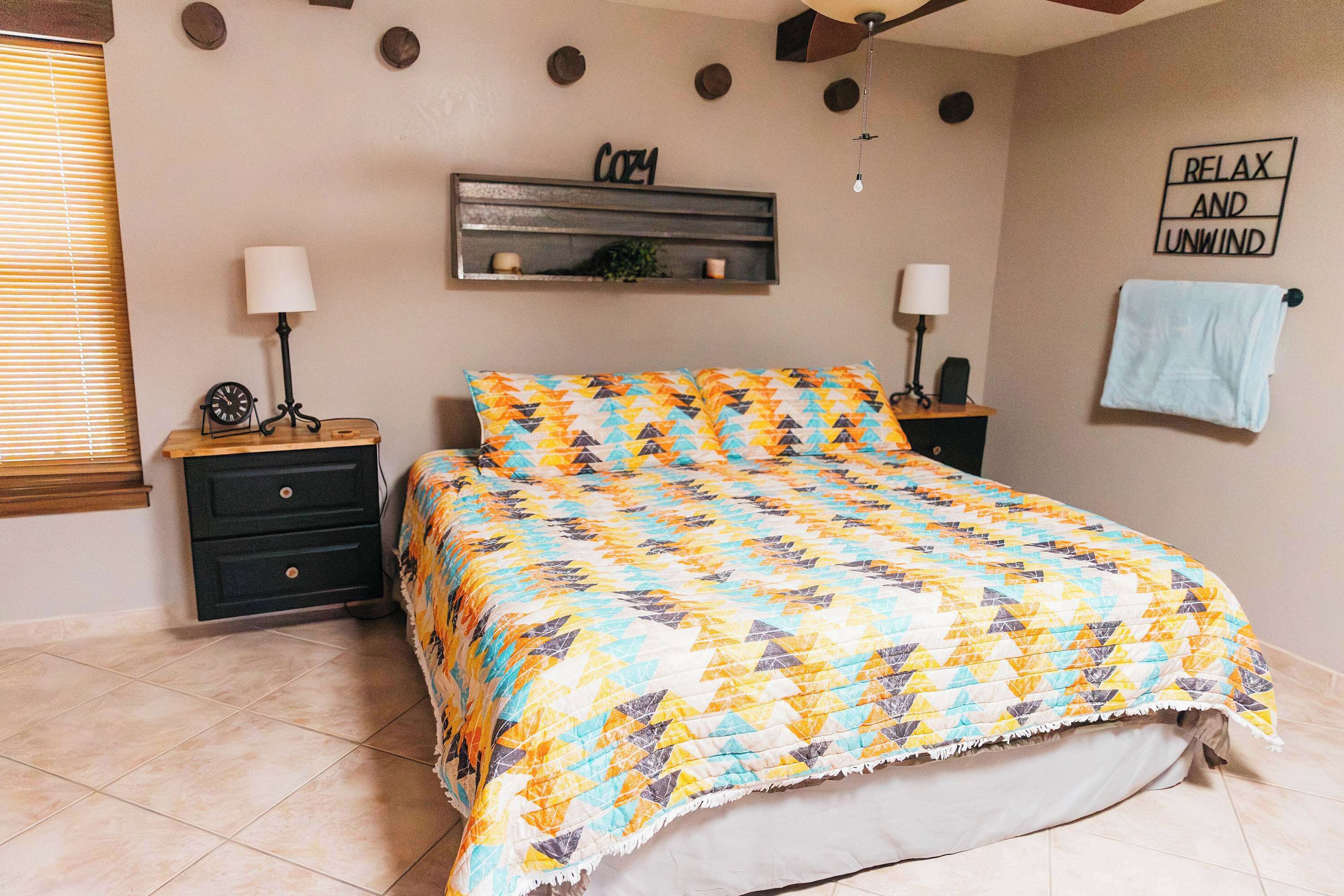 1 chambre, fer et planche à repasser, Wi-Fi, draps fournis